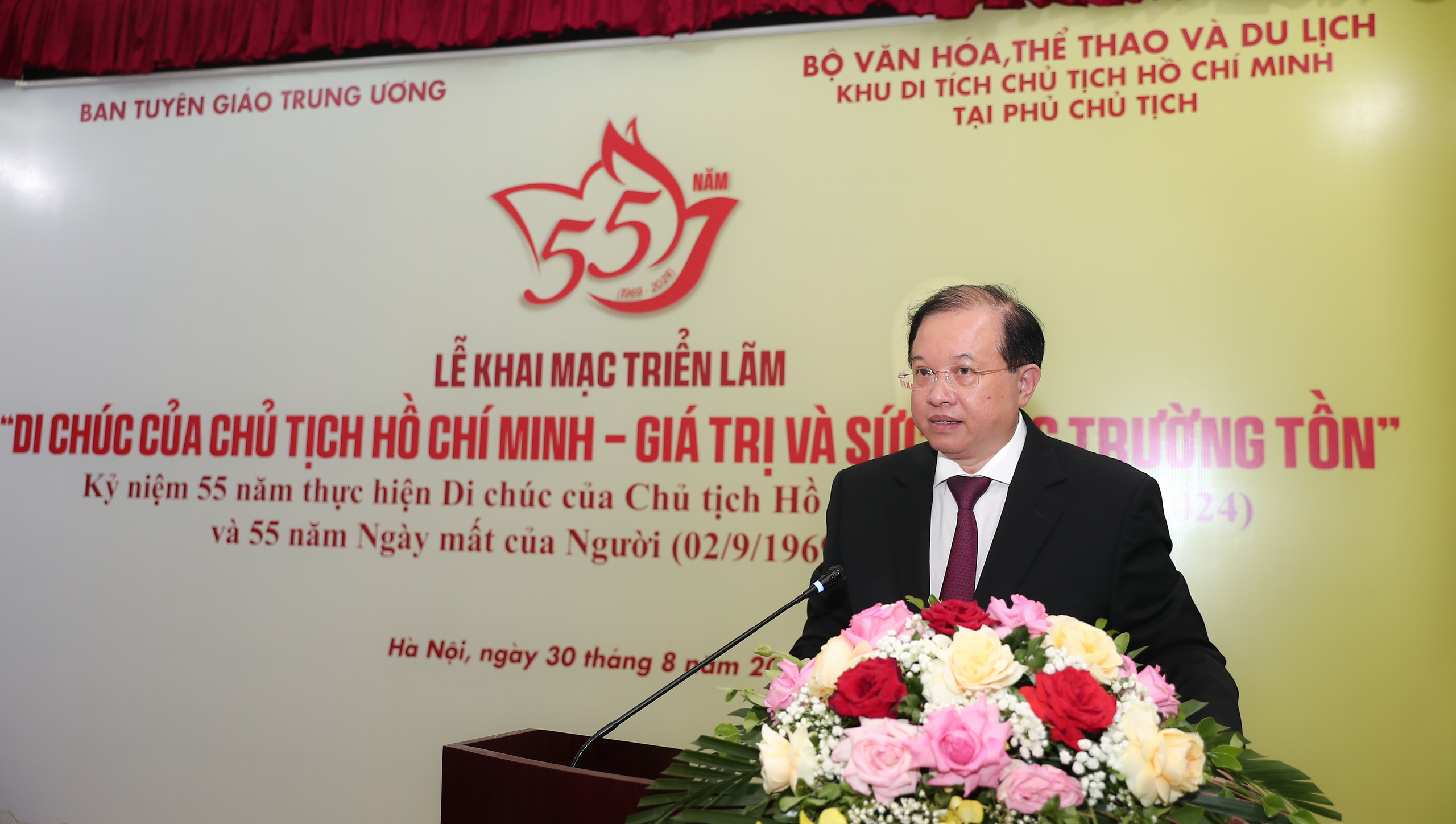 Khai mạc Triển lãm quốc gia “Di chúc của Chủ tịch Hồ Chí Minh - giá trị và sức sống trường tồn” - Ảnh 3.